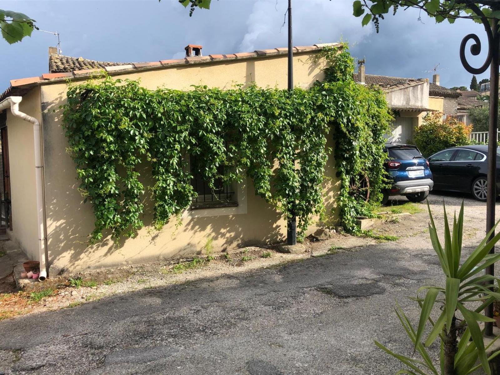 Apartment Parenthese Caumontoise . *